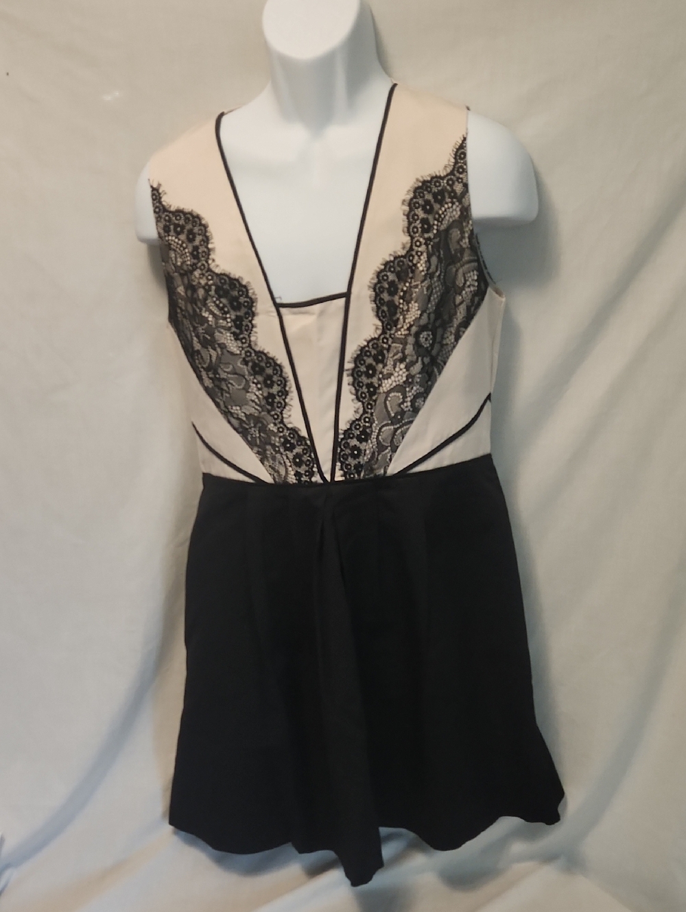 Oasis Black and Cream Lace-Trim V-Neck Dress